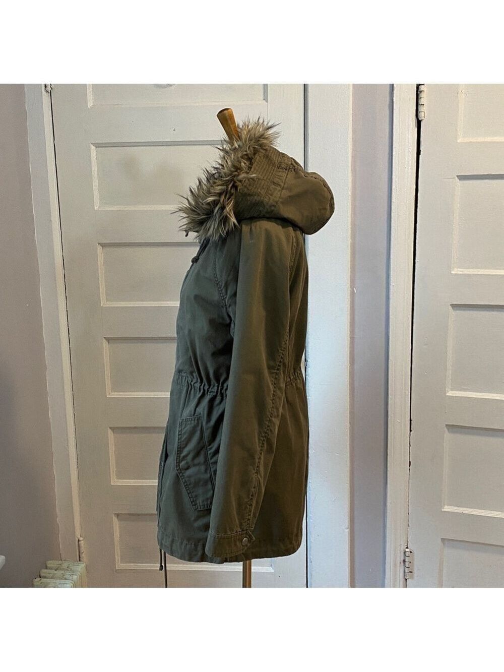 Gap Green Utility Jacket with Faux Fur Trimmed Hood, Size L - Picture 10 of 15